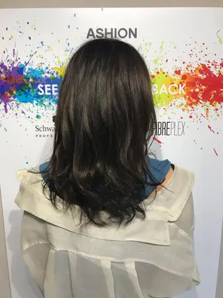 セミロング カラー 小川 舜人のヘアスタイル