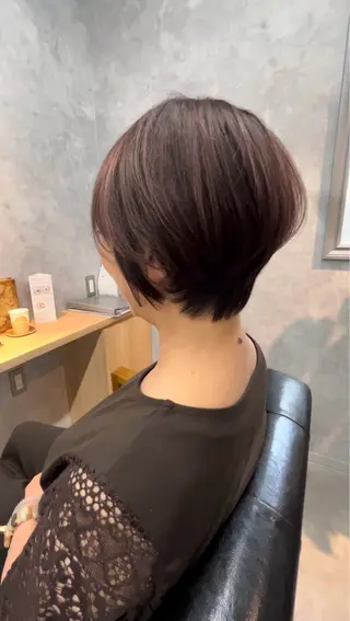 ショート 小山洋次/阪急茨木/ 透明感カラーショートのヘアスタイル