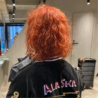 ショート カラー パーマ 🌈圧倒的デザイン力 内井省吾のヘアスタイル