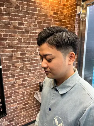 ショート カラー パーマ ヘアアレンジ メンズ キッズ ネイル マツエク・マツパ アイブロウ 久木原 ゆりのヘアスタイル