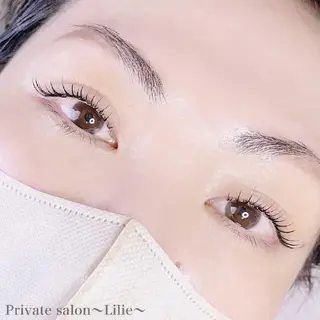 マツエク・マツパ プライベートサロン yurikoの眉毛・アイブロウイメージ