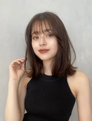 ミディアム カラー 柳原 沙耶のヘアスタイル