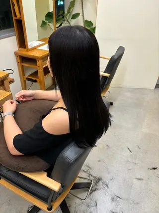 ロング 坂田 汐里のヘアスタイル