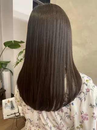 ロング 白木 柾美のヘアスタイル