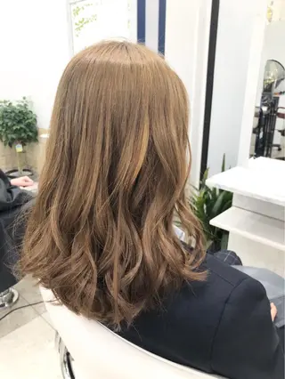 セミロング カラー ヘアアレンジ 🧸髪質改善特化 金澤 彩香🎀のヘアスタイル