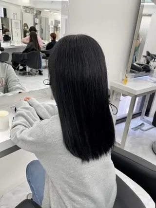 カラー 透明感カラー🌿 yuika🤎🍨のヘアスタイル