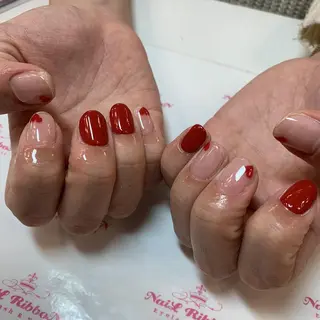 ネイル ネイルリボン 受付スタッフのネイルデザイン