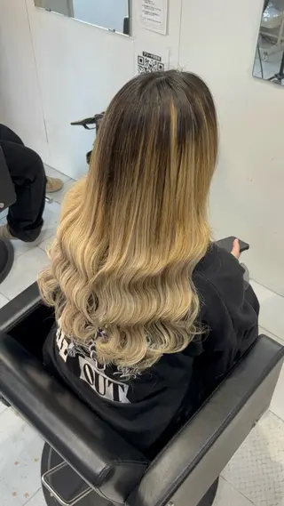 ロング な いとのヘアスタイル