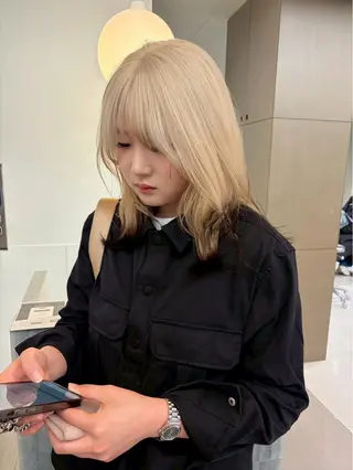 ミディアム カラー カラーモデル🧤 いろはのヘアスタイル