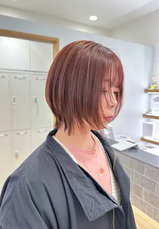 ショート カラー cyan SANAMIのヘアスタイル