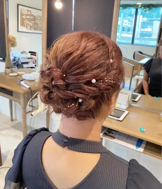 ミディアム 酸性ストレート/ブリ ーチなしWカラー河本のヘアスタイル