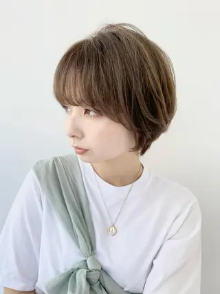 ショート カラー ボブ・レイヤーカット 吉敷航一のヘアスタイル