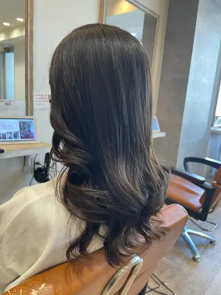 ロング カラー 小顔/似合わせカット 杉山莉菜のヘアスタイル