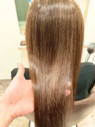 ミディアム カラー パーマ ブリーチ&ストレート 長谷川勇人のヘアスタイル