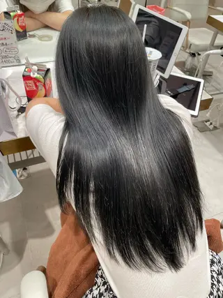 ロング カラー レイヤーカット/透明 感カラー🐬永井瑠栞のヘアスタイル