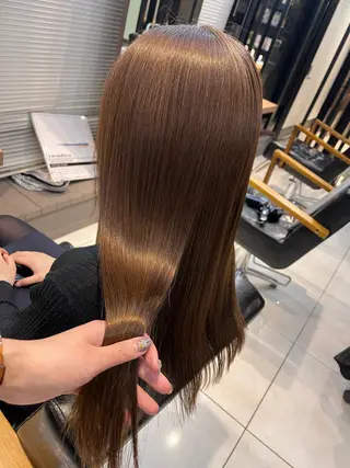ロング カラー ヘアアレンジ キッズ ネイル マツエク・マツパ アイブロウ 透明感カラー🤎 ゆりのヘアスタイル