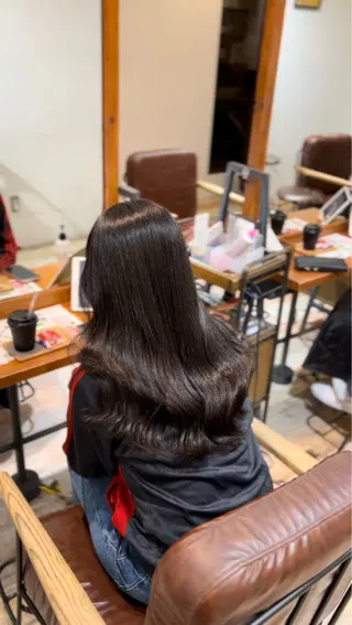 ロング カラー 韓国風・ブリーチなし ・あり後藤 一斗店長のヘアスタイル