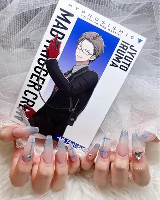 ネイル ISA_ BELLAのネイルデザイン