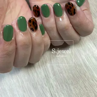 ネイル S. JEWELのネイルデザイン