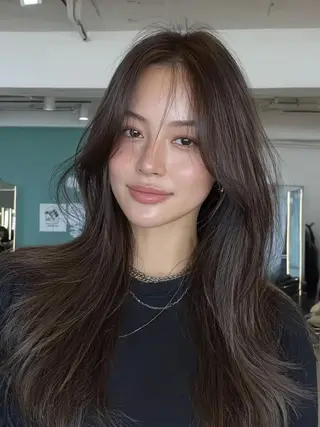 カラー ロング 🎀韓国レイヤー YURINA🎀のヘアスタイル