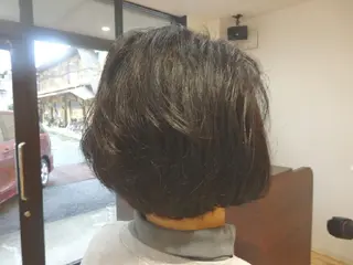 ミディアム 北福 友晴のヘアスタイル
