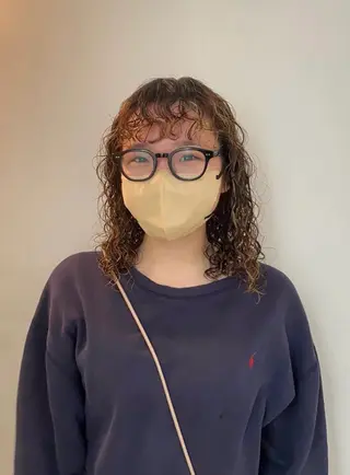 ミディアム BELO OSAKA カエデのヘアスタイル