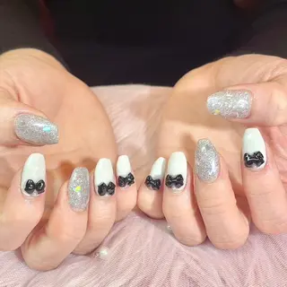 ネイル Jr.ネイリスト🤍 【Alissa】新栄のネイルデザイン