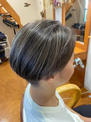 ショート 代表　しみず としやのヘアスタイル