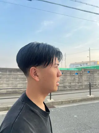 ミディアム メンズ 稲村 獅童のヘアスタイル