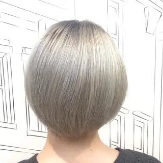 ショート カラー TOMOKA 艶髪/透明感カラーのヘアスタイル