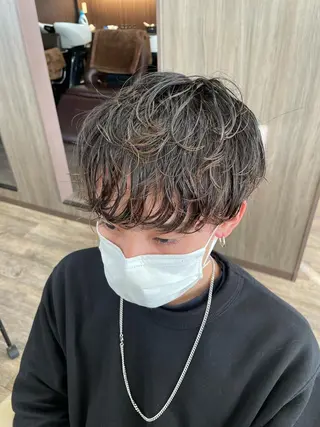 パーマ メンズ 佐々木 浩之のヘアスタイル