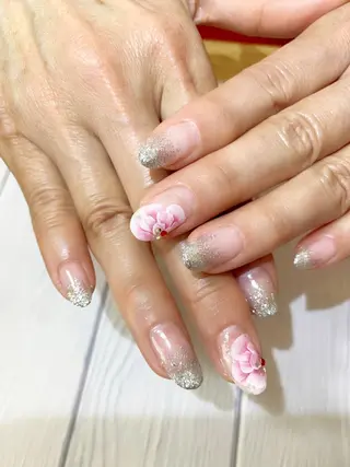 ネイル 芦原 嘉子のネイルデザイン