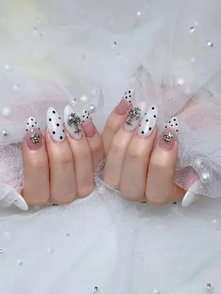 ネイル ENsalon AKIRAのネイルデザイン