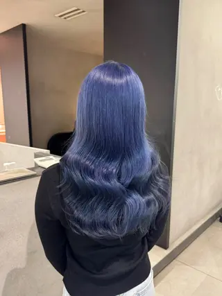 ロング カラー 🇰🇷韓国風ハイ トーンKANA🖤のヘアスタイル