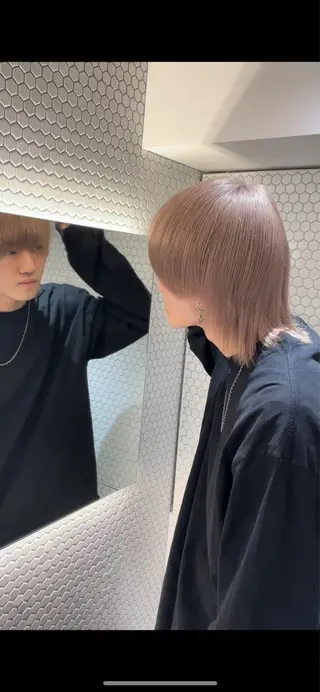 ショート カラー メンズブリーチカラー ❤︎hirokoのヘアスタイル