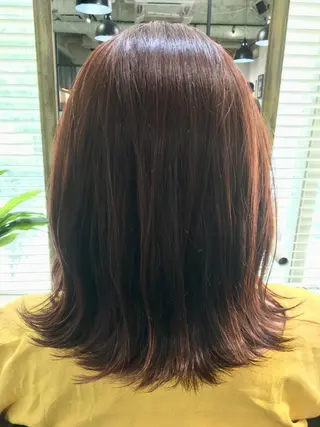 ミディアム 鈴木 咲輝のヘアスタイル