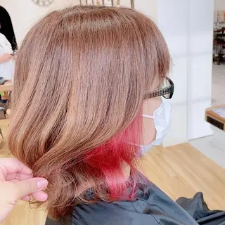 ミディアム カラー 大野 まゆのヘアスタイル