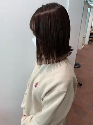 ミディアム 片岡 由依のヘアスタイル