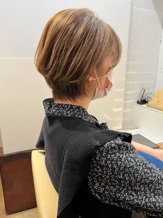 ショート カラー 代表　土屋ヒロユキ ショートカットのヘアスタイル