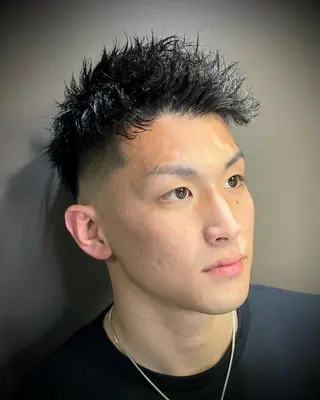 ショート パーマ メンズ 浅見 天翔のヘアスタイル