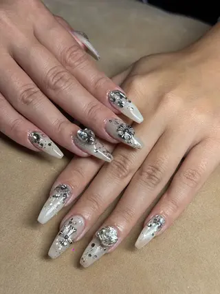 ネイル efa's  EyeNail-おもろまち-所属・efa Nail 🌺Okinawaのネイルデザイン