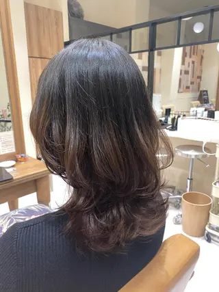 ロング いいの ともこのヘアスタイル