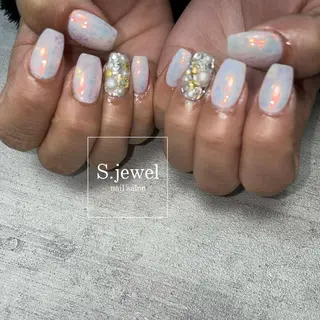 ネイル S. JEWELのネイルデザイン