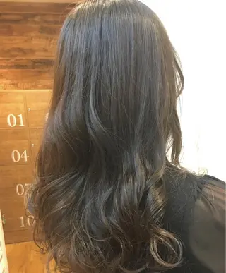 カラー 松田 和樹のヘアスタイル