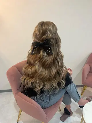 ロング ヘアアレンジ Bellmée Akemiのヘアスタイル