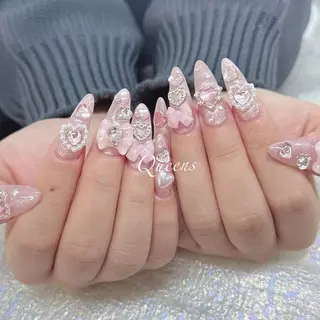ネイル Queens ゲンのネイルデザイン