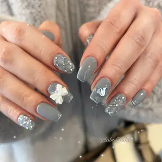 ネイル laboT nuit aikaのネイルデザイン