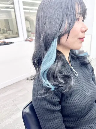 セミロング カラー ❄️💛エクステ ブリーチ❄️yukiのヘアスタイル