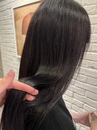 ロング カラー オリーブカラー/ レイヤー/ ローレンのヘアスタイル