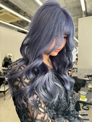 ロング カラー 大野 伽月のヘアスタイル